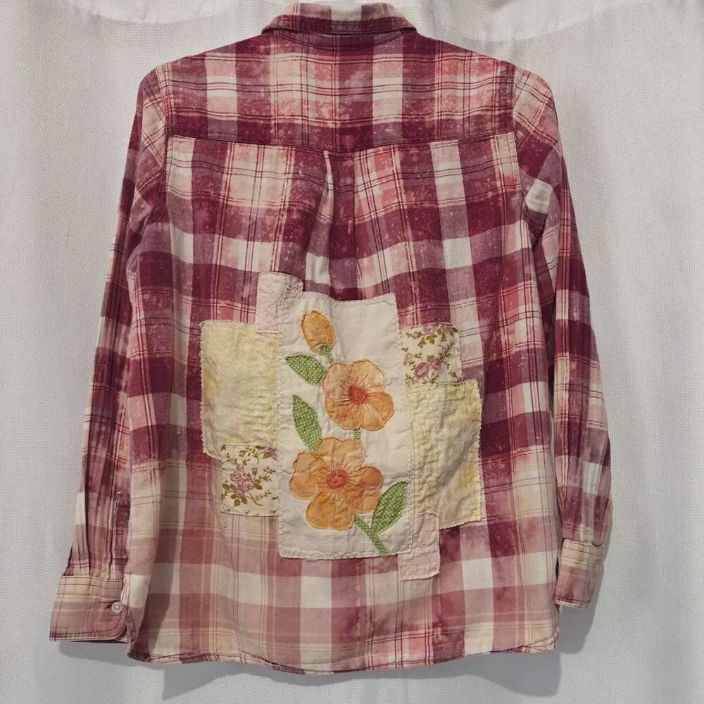 Upcycled Shabby Patchwork Flannel Shirt L Flower Festival Artsy Boho Hippie - Picture 10 of 11